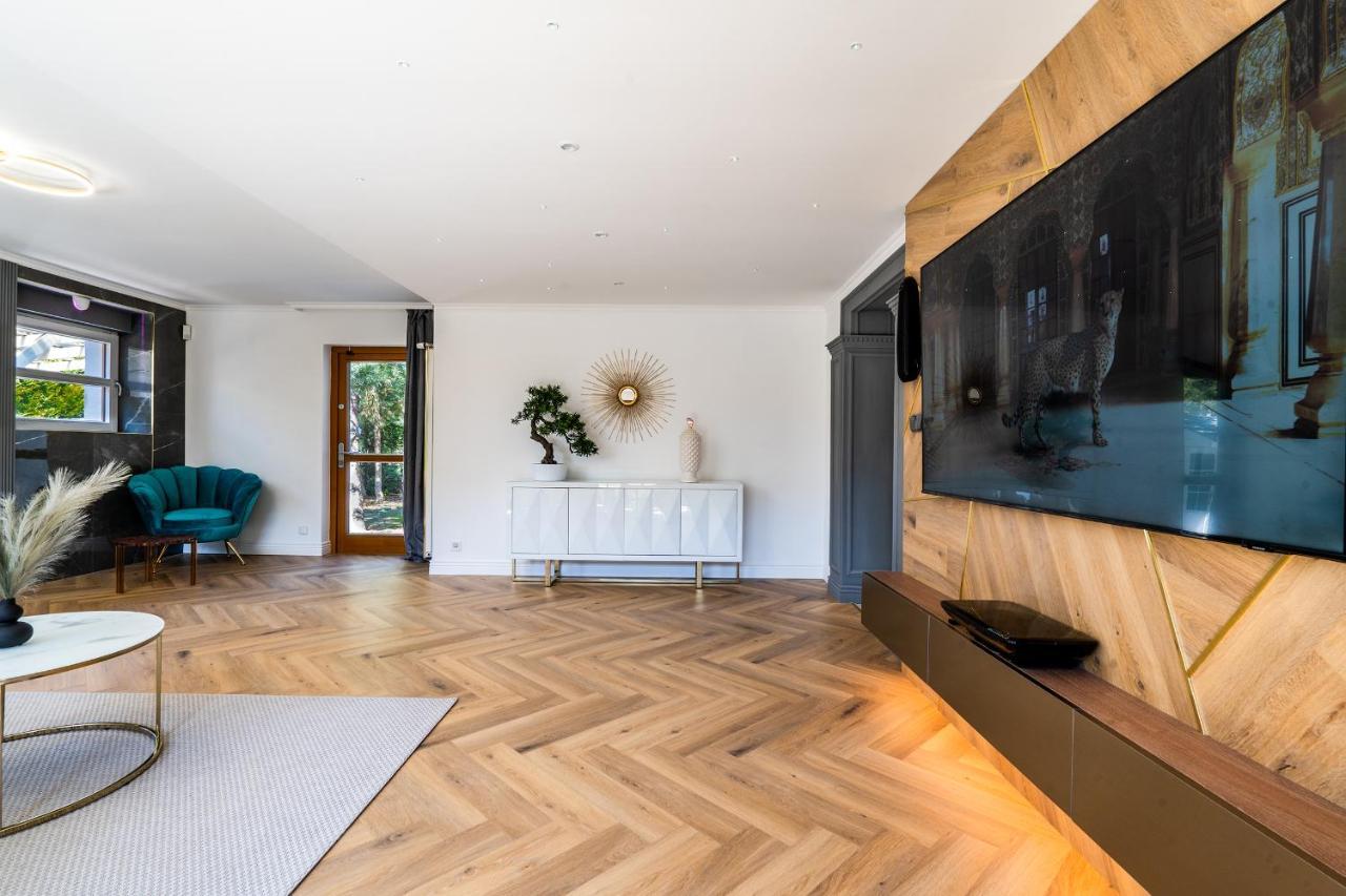 Serenity Prague Villa With Garden Jacuzzi Buitenkant foto