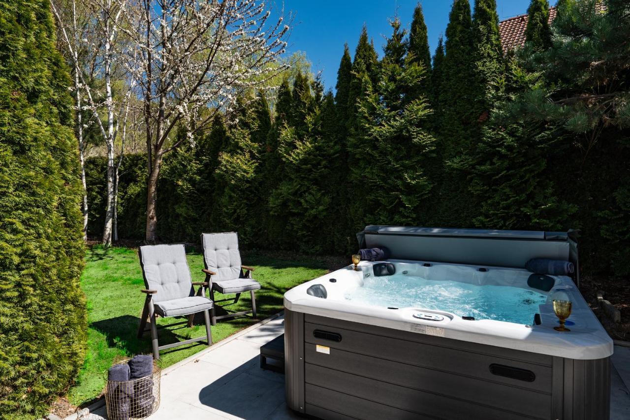 Serenity Prague Villa With Garden Jacuzzi Buitenkant foto