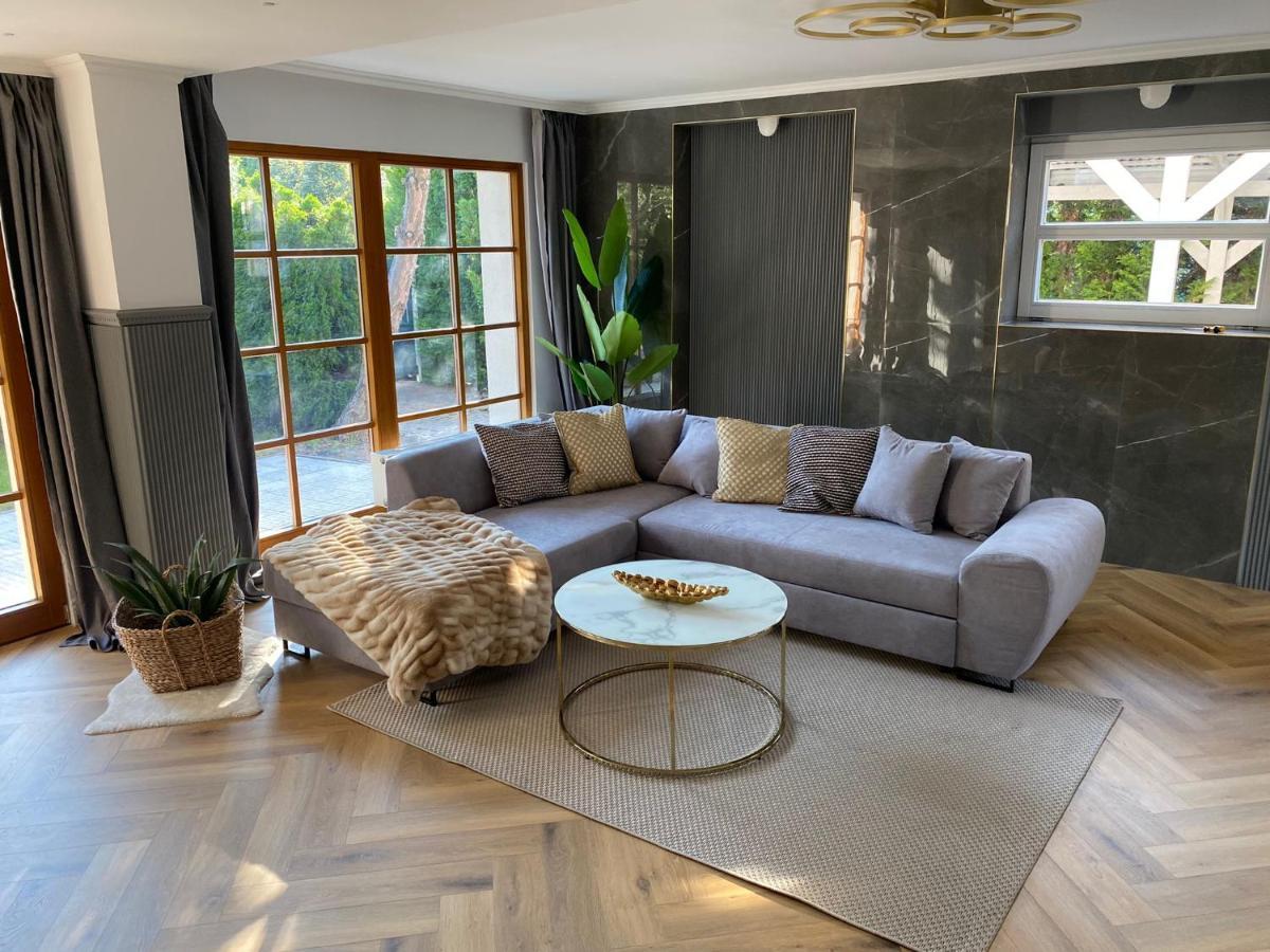 Serenity Prague Villa With Garden Jacuzzi Buitenkant foto